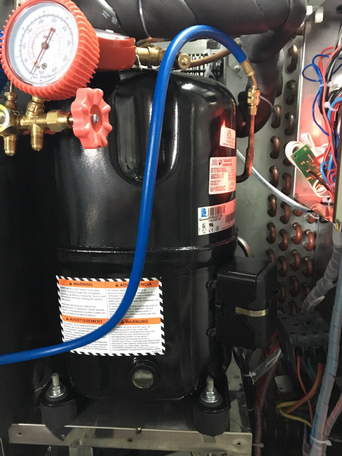 -18程度の氷メーカー機械、700Wゆとりのアイス・キューブ メーカー機械 32